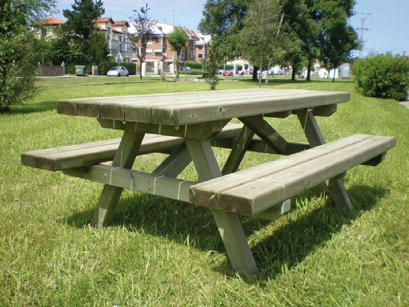 TABLE PIQUE NIQUE