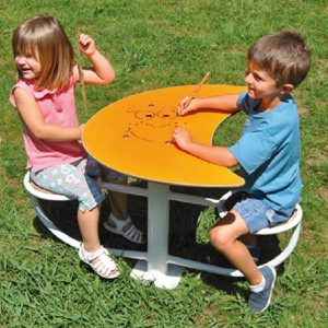 TABLE LUNE ENFANTS