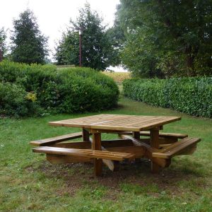 Table-pique nique carrée
