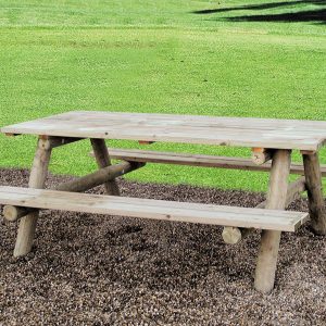 Table pique-nique forestière