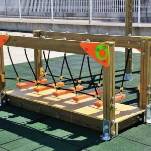Jeu à thème "pont flottant"